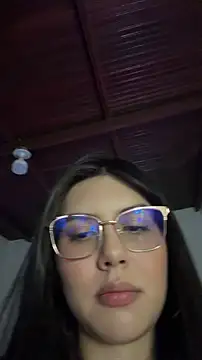 Cloebennet013 online show from 05/24/26, 02:49