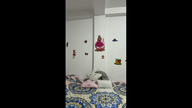 LexiCriimson77 online show from 04/08/26, 04:12