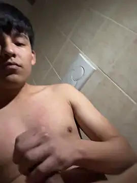 uunico22anni online show from 03/14/26, 06:24