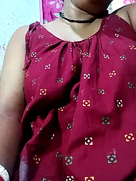 Snapshot of Mishti_Rai chatting on 04/07/26, 08:37 Mishti Rai online show from 04/07/26, 08:37