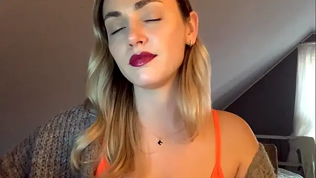 ScarlettSensitive online show from 03/12/26, 03:40