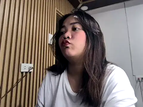  georgiax  online show from 04/18/26, 05:50