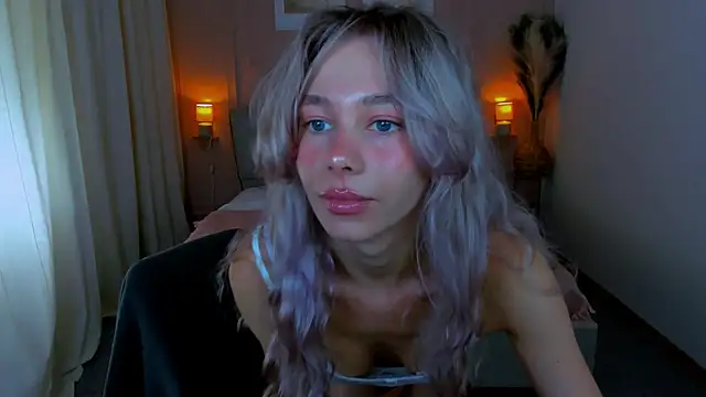 LuluAlis online show from 07/23/26, 10:24