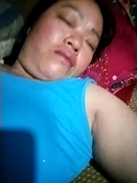 Min-in online show from 04/21/26, 06:55