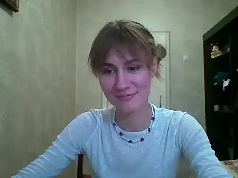 ElenoreHolguin online show from 04/02/26, 02:47