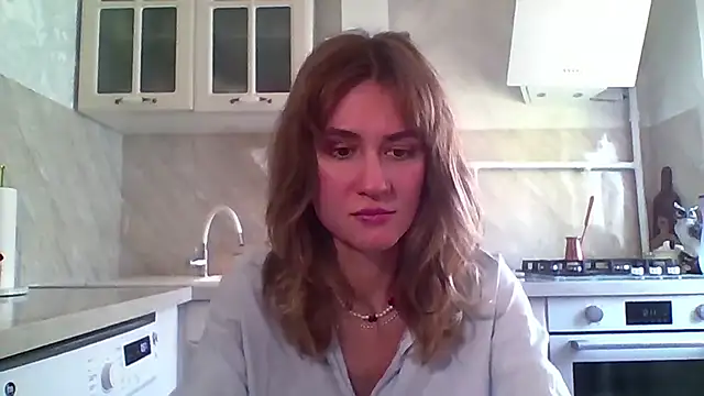 ElenoreHolguin online show from 04/17/26, 09:12