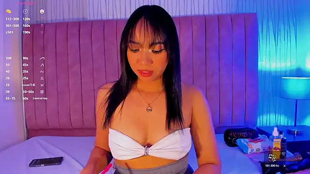 ValeriaRey  online show from 04/23/26, 08:11