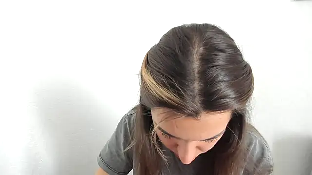 summmmersky1 online show from 03/16/26, 09:35