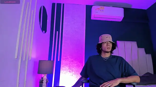 Skinny Mac online show from 05/01/26, 01:26