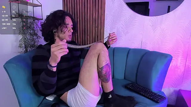Skinny Mac online show from 07/07/26, 08:24