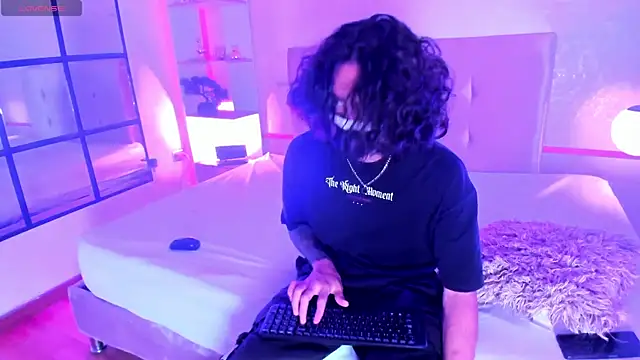 Skinny Mac online show from 07/23/26, 02:37