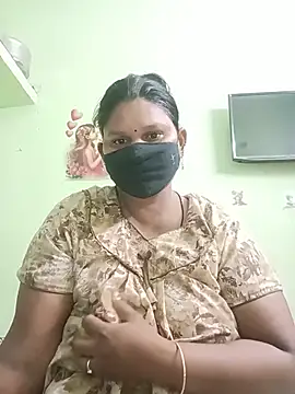 Snapshot of telugutanuja_ chatting on 06/09/26, 12:44 telugutanuja online show from 06/09/26, 12:44