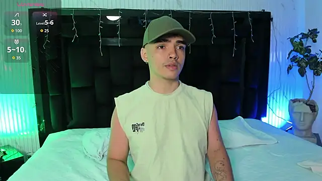 NicoKinggs  online show from 03/16/26, 12:31