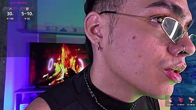 NicoKinggs  online show from 03/27/26, 01:44