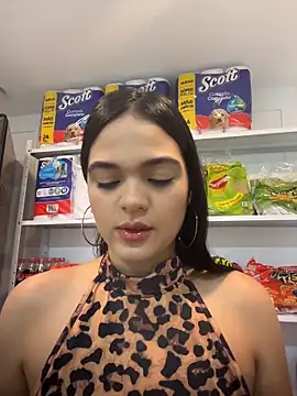 Bella-Ferrer online show from 05/15/26, 05:09