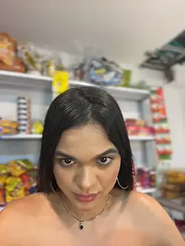 Bella-Ferrer online show from 05/27/26, 06:16