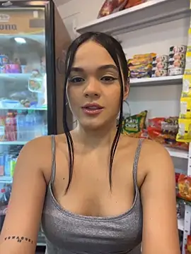 Bella-Ferrer online show from 06/03/26, 06:02