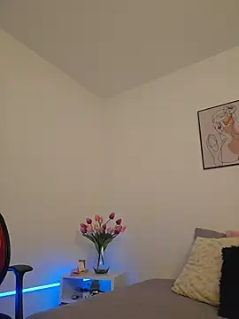 Victoria Evanss online show from 04/13/26, 09:53