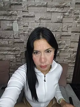 Snapshot of Camillemonroe_ chatting on 07/26/26, 07:59 Camillemonroe online show from 07/26/26, 07:59