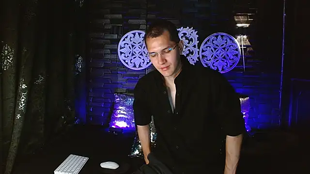 MilanDavid1 online show from 03/27/26, 05:45