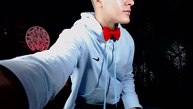 MilanDavid1 online show from 04/24/26, 05:26