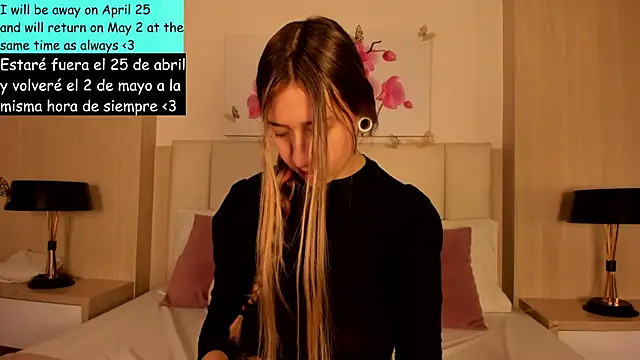 AmberVegaa online show from 04/15/26, 01:29