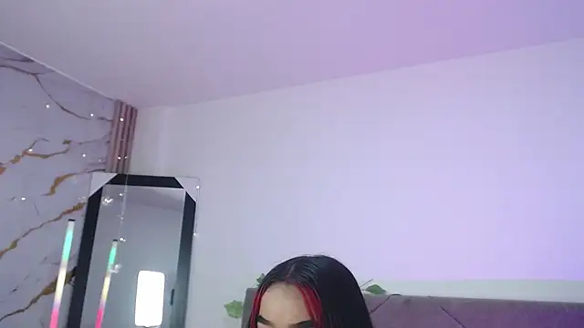 Disyamil Pineda online show from 05/20/26, 03:02