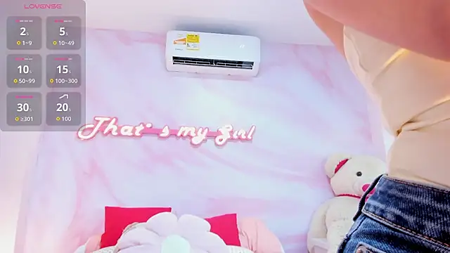 Adalyn Cute online show from 07/29/26, 11:52