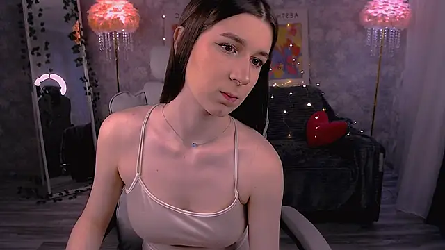 EmyHarrington online show from 03/18/26, 12:52