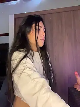 Twoshotsparty420 online show from 04/08/26, 12:05