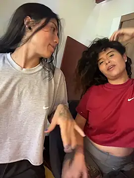 Twoshotsparty420 online show from 04/12/26, 05:51