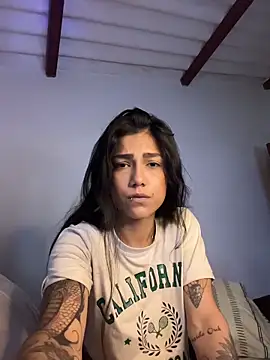 Twoshotsparty420 online show from 04/13/26, 02:44