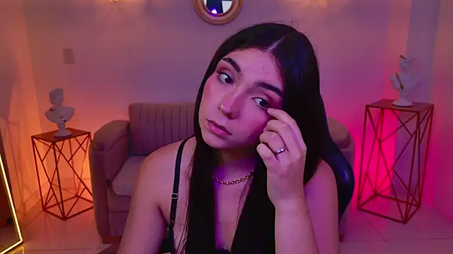 Snapshot of Gia_Capri chatting on 05/30/26, 11:02 Gia Capri online show from 05/30/26, 11:02