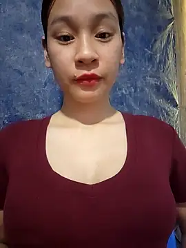 Snapshot of -Hicici- chatting on 05/14/26, 03:57 -Hicici- online show from 05/14/26, 03:57