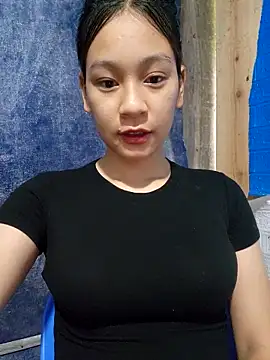 Snapshot of -Hicici- chatting on 06/07/26, 12:04 -Hicici- online show from 06/07/26, 12:04