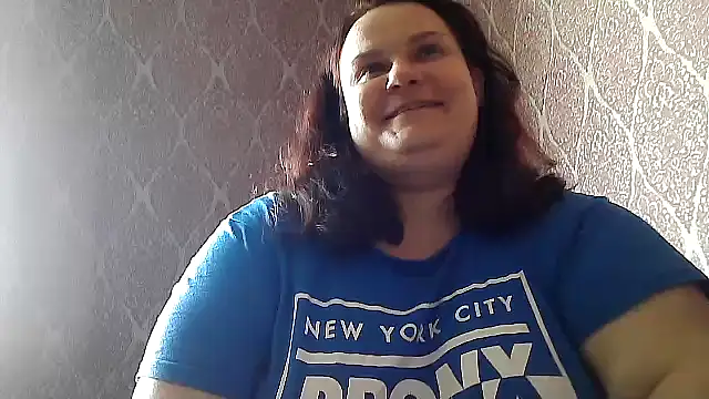 DollyGersonn online show from 06/24/26, 06:45