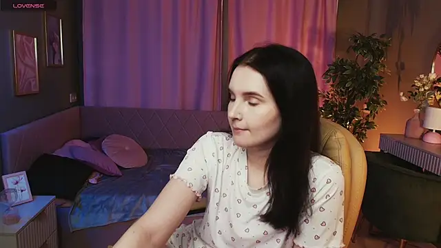 Snapshot of Kristen_Bellle chatting on 05/12/26, 01:14 Kristen Bellle online show from 05/12/26, 01:14
