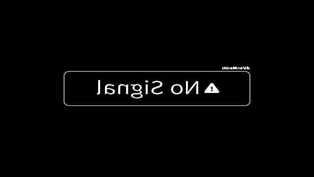 LittleJulii online show from 07/28/26, 04:39