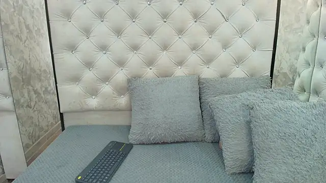 LadyMiax online show from 07/11/26, 03:42