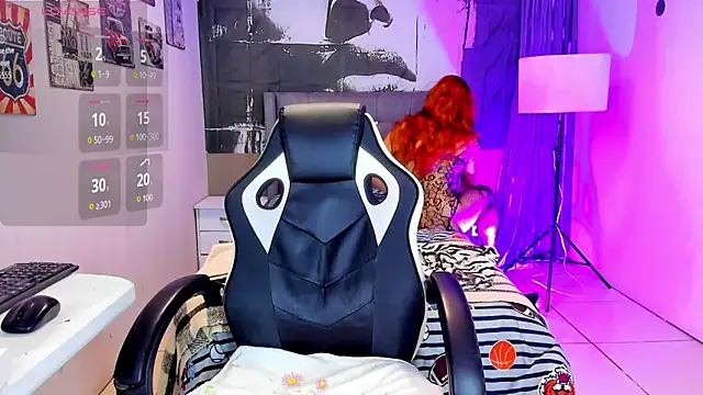 liam scoot  online show from 04/25/26, 04:37