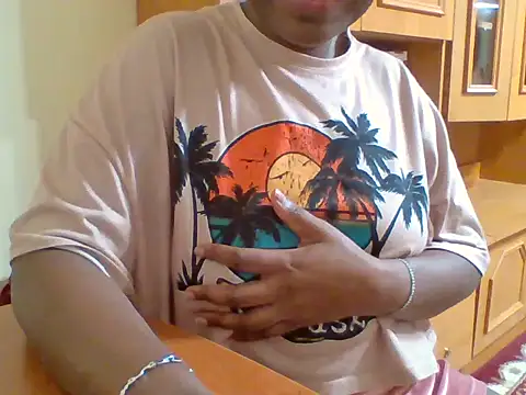 melaninebony2 online show from 03/25/26, 06:30