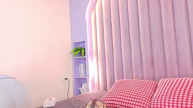 Snapshot of Meganlove__ chatting on 07/10/26, 02:49 Meganlove online show from 07/10/26, 02:49