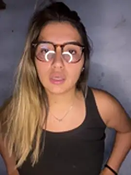 miicbebita online show from 04/06/26, 06:53