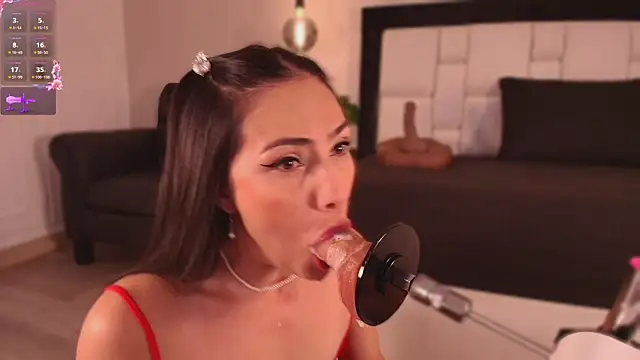 Mia gag  online show from 05/14/26, 11:28