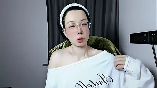 lin lin 520 520 online show from 05/01/26, 04:11