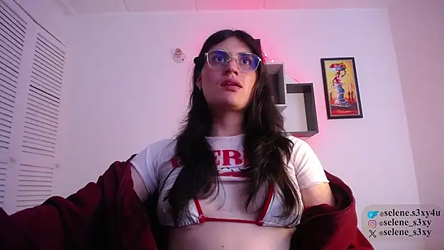 Snapshot of selene_cutie chatting on 03/25/26, 11:00 selene cutie online show from 03/25/26, 11:00