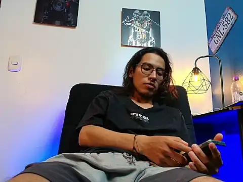 Enzo jagger online show from 03/13/26, 08:04