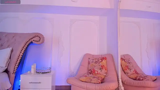 LucianaBlanco  online show from 05/24/26, 08:58