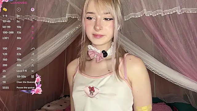 OnlyEva1 online show from 04/22/26, 09:33