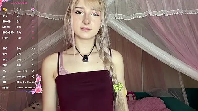 OnlyEva1 online show from 04/27/26, 09:07